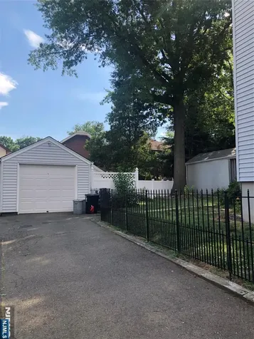 908 Linden Avenue Ridgefield NJ 07657