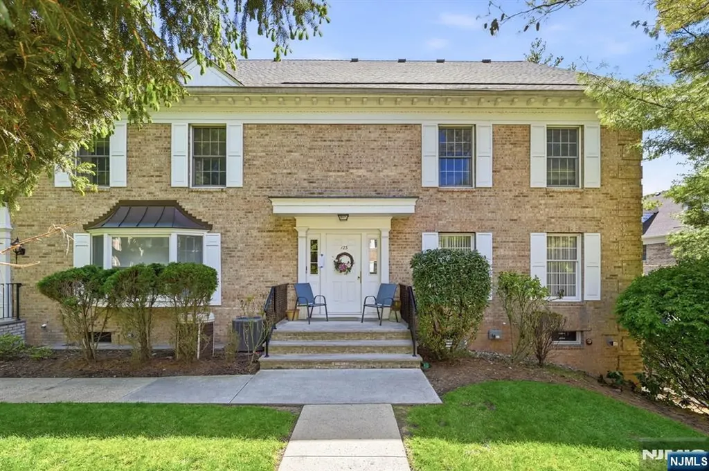 123 S Maple Avenue Park Ridge NJ 07656