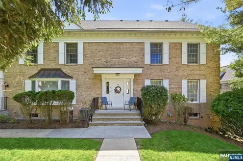 123 S Maple Avenue Park Ridge NJ 07656