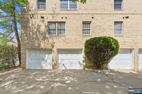 123 S Maple Avenue Park Ridge NJ 07656