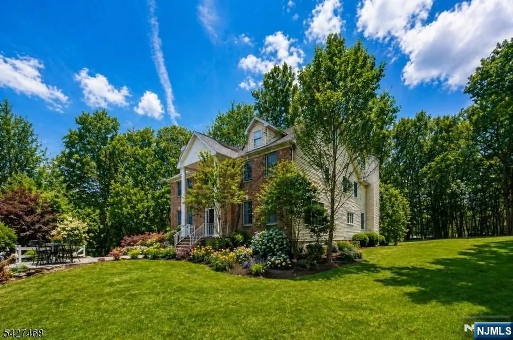 20 Sleepy Hollow Road Denville Township NJ 07834
