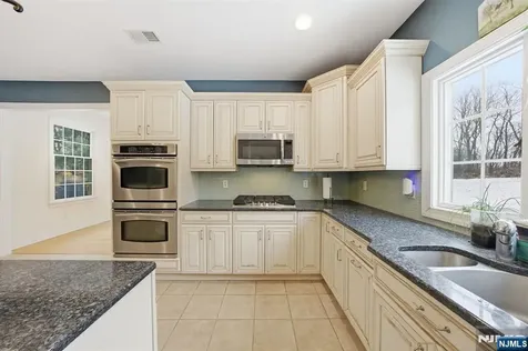 20 Sleepy Hollow Road Denville Township NJ 07834