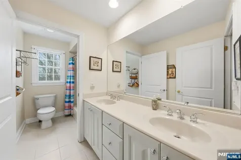 20 Sleepy Hollow Road Denville Township NJ 07834