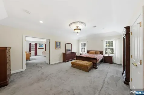 20 Sleepy Hollow Road Denville Township NJ 07834