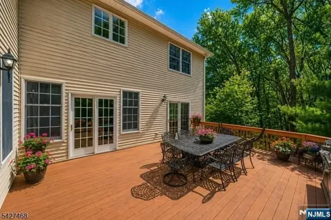 20 Sleepy Hollow Road Denville Township NJ 07834