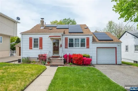 65 Westminster Place Saddle Brook NJ 07663