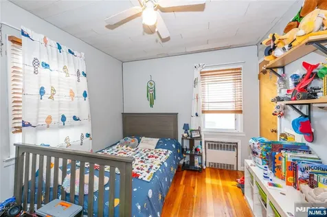 65 Westminster Place Saddle Brook NJ 07663