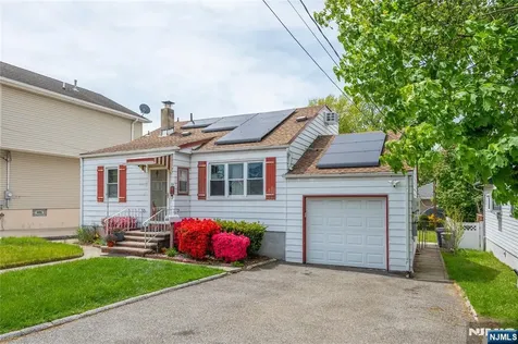 65 Westminster Place Saddle Brook NJ 07663