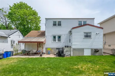65 Westminster Place Saddle Brook NJ 07663