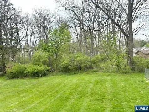 4 W Nelson Street Newton NJ 07860