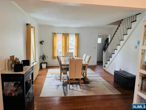 4 W Nelson Street Newton NJ 07860