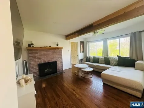 4 W Nelson Street Newton NJ 07860