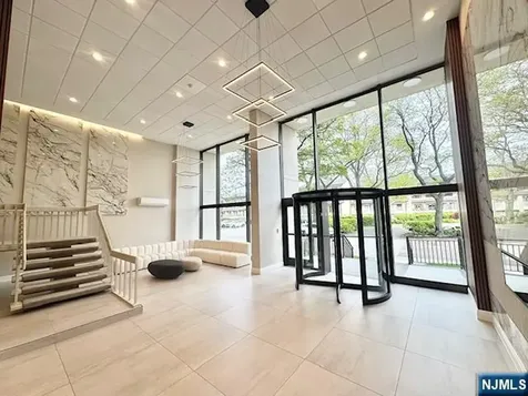 1203 River Edgewater NJ 07020