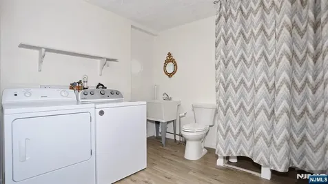 26 Mohawk Avenue Par-troy Hills Twp. NJ 07034