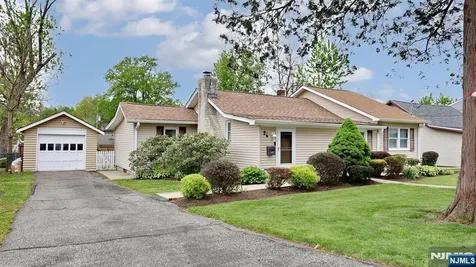 26 Mohawk Avenue Par-troy Hills Twp. NJ 07034