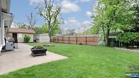 26 Mohawk Avenue Par-troy Hills Twp. NJ 07034