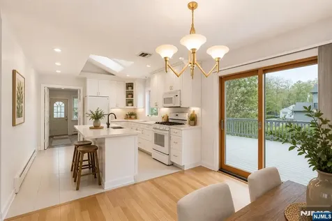51 Chestnut Drive Wayne NJ 07470
