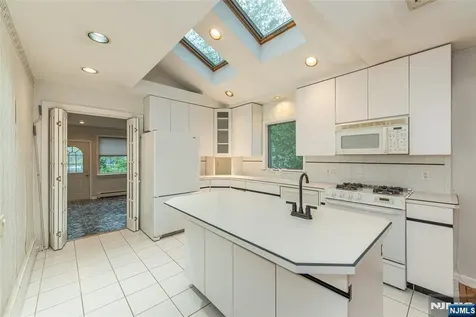 51 Chestnut Drive Wayne NJ 07470