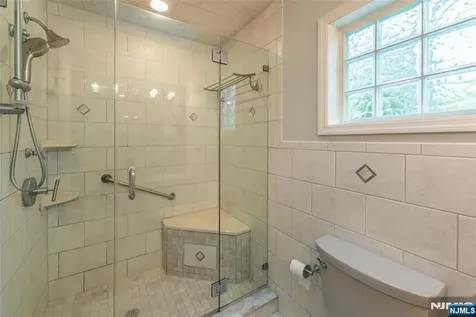 51 Chestnut Drive Wayne NJ 07470