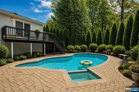 51 Chestnut Drive Wayne NJ 07470