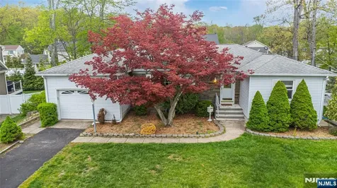 51 Chestnut Drive Wayne NJ 07470