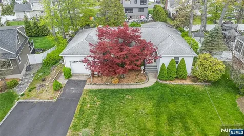 51 Chestnut Drive Wayne NJ 07470