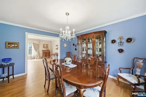 7 Candle Lane East Brunswick NJ 08816