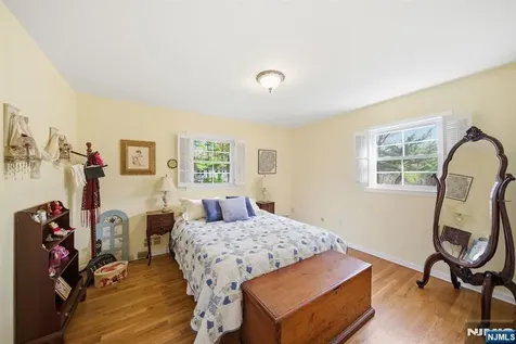7 Candle Lane East Brunswick NJ 08816