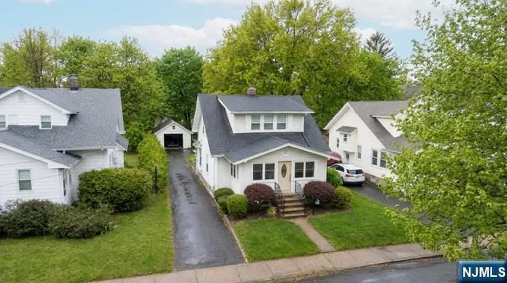 51 Sunset Avenue Bloomfield NJ 07003