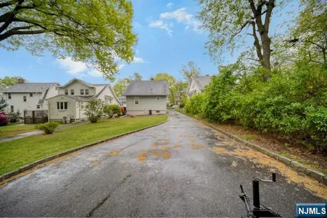 51 Sunset Avenue Bloomfield NJ 07003