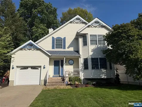 570 Oak Avenue Maywood NJ 07607
