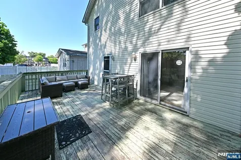 570 Oak Avenue Maywood NJ 07607