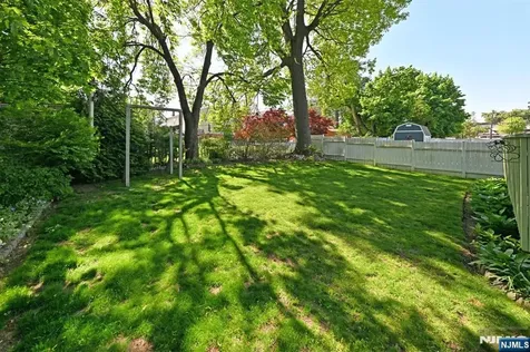 570 Oak Avenue Maywood NJ 07607