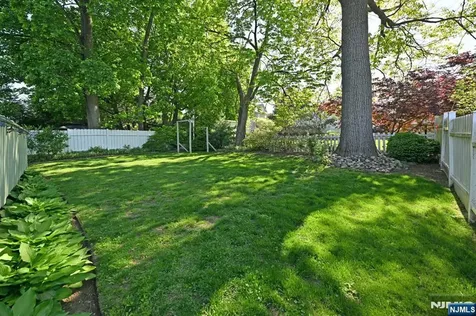 570 Oak Avenue Maywood NJ 07607
