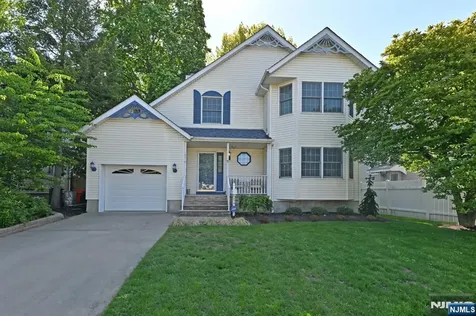570 Oak Avenue Maywood NJ 07607