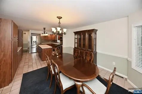 570 Oak Avenue Maywood NJ 07607