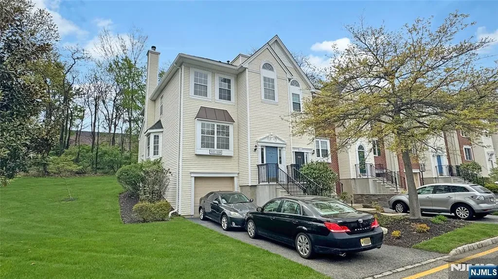 1051 Ash Drive Mahwah NJ 07430