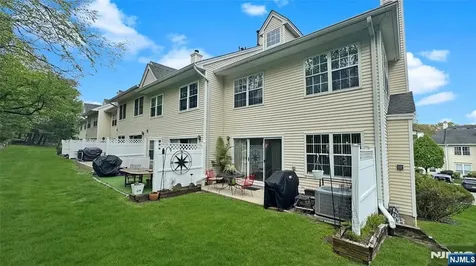 1051 Ash Drive Mahwah NJ 07430
