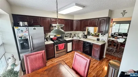 1051 Ash Drive Mahwah NJ 07430