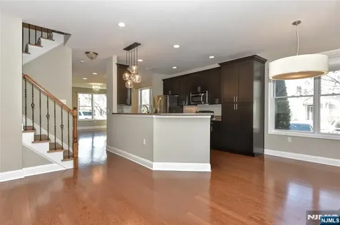 501 Whitney Lane Allendale NJ 07401