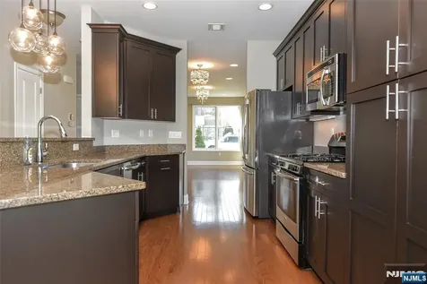 501 Whitney Lane Allendale NJ 07401