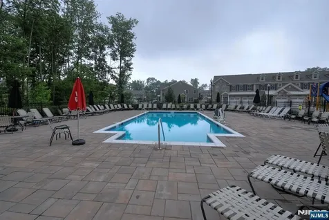 501 Whitney Lane Allendale NJ 07401