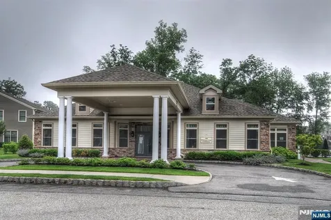 501 Whitney Lane Allendale NJ 07401