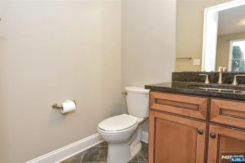 501 Whitney Lane Allendale NJ 07401