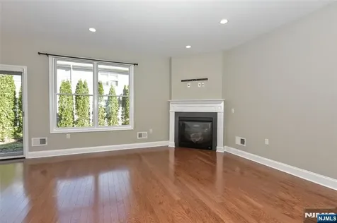 501 Whitney Lane Allendale NJ 07401