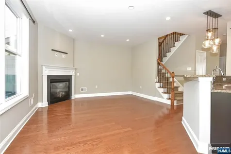 501 Whitney Lane Allendale NJ 07401
