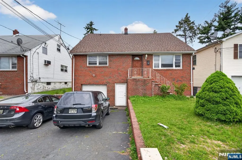 65 Crosby Avenue Paterson NJ 07502