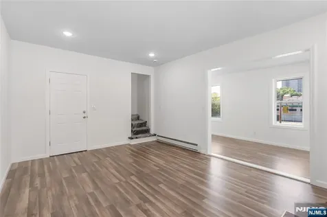 226 Clinton Street East Orange NJ 07017