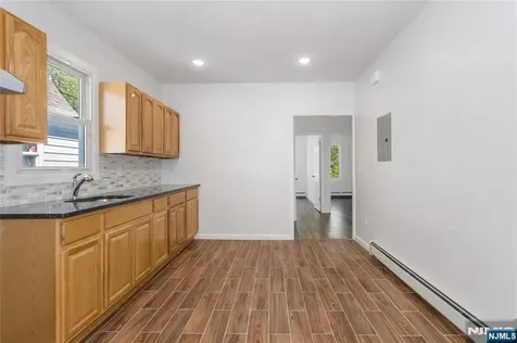 226 Clinton Street East Orange NJ 07017