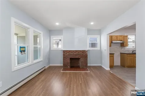 226 Clinton Street East Orange NJ 07017